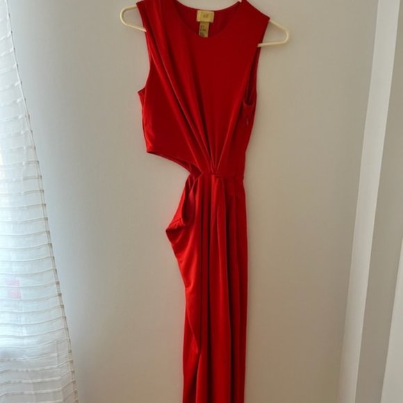 H&M Dresses & Skirts - Scarlet red dress, split thigh, split abdomen, H&M, size 4
